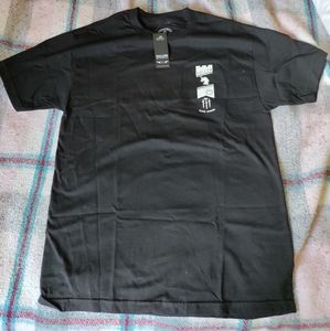 Sullen Art Graphic Tee